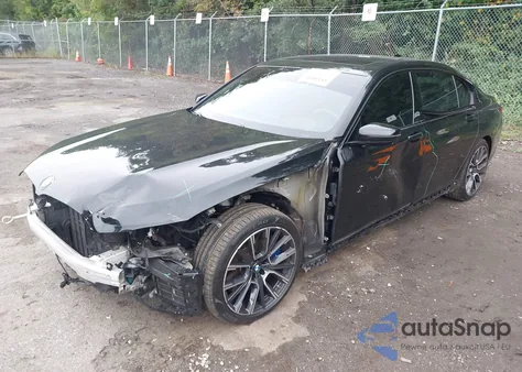 2020 BMW 750I xDrive z USA, uszkodzony, nr VIN WBA7U2C08LGM27610